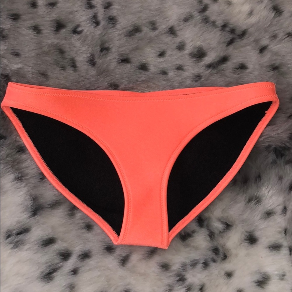 Triangl bottom